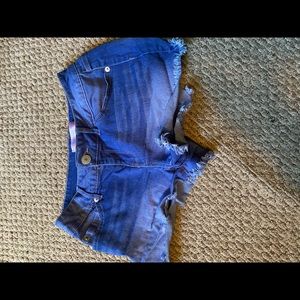No Boundaries size 9(Juniors) Jean shorts